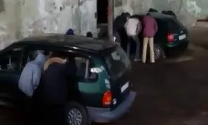 Викрадення зі згвалтуванням двох домашне українське порно дівчат