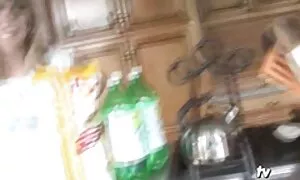 Залити українське домашнє порно сексом з блондинкою