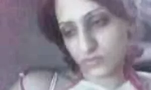 Молода жінка знайдена мертвою голою перед веб-камерою російське домашнє порно