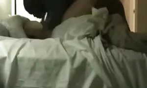 Сексуальна чорна дівчина в HD відео українське домашне порно