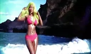 Блондинка хоче секс домашне відео стати моделлю.
