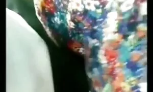 Кицька рукою і в камеру порно відео домашнє